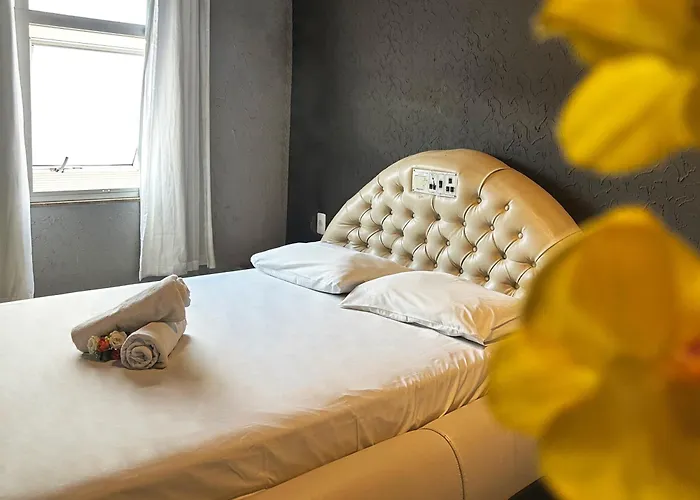 Lamour Hotel