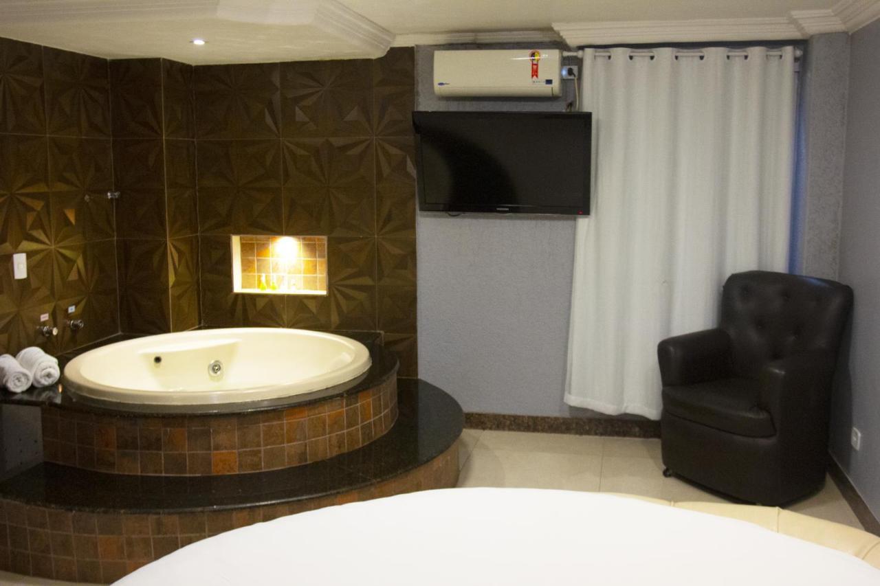 Hotel Lamour Taguatinga